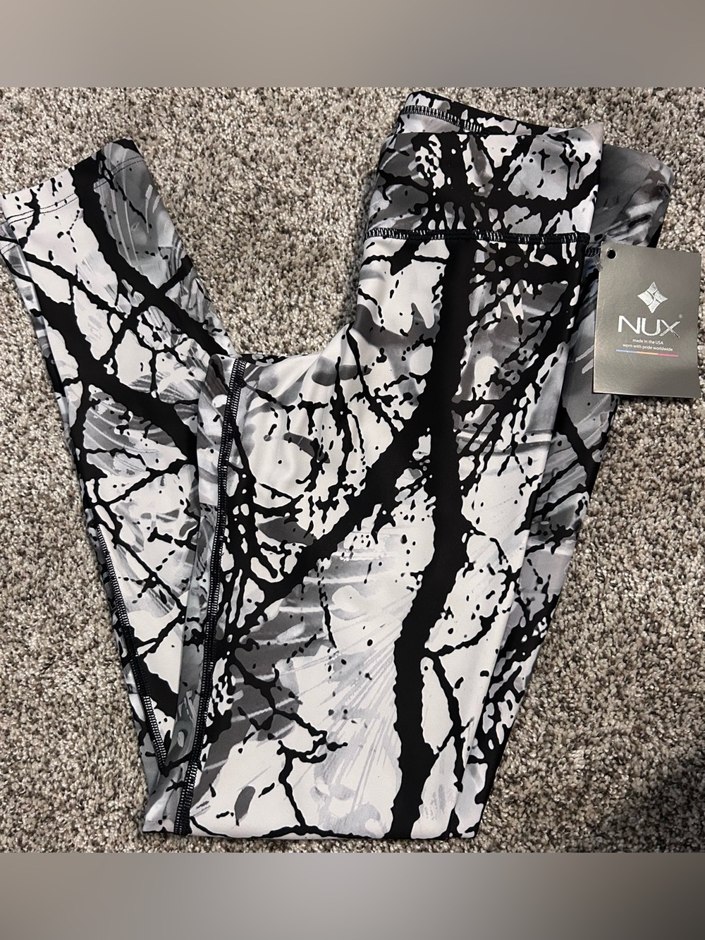NWT NUX Rio White Branch Leggings
